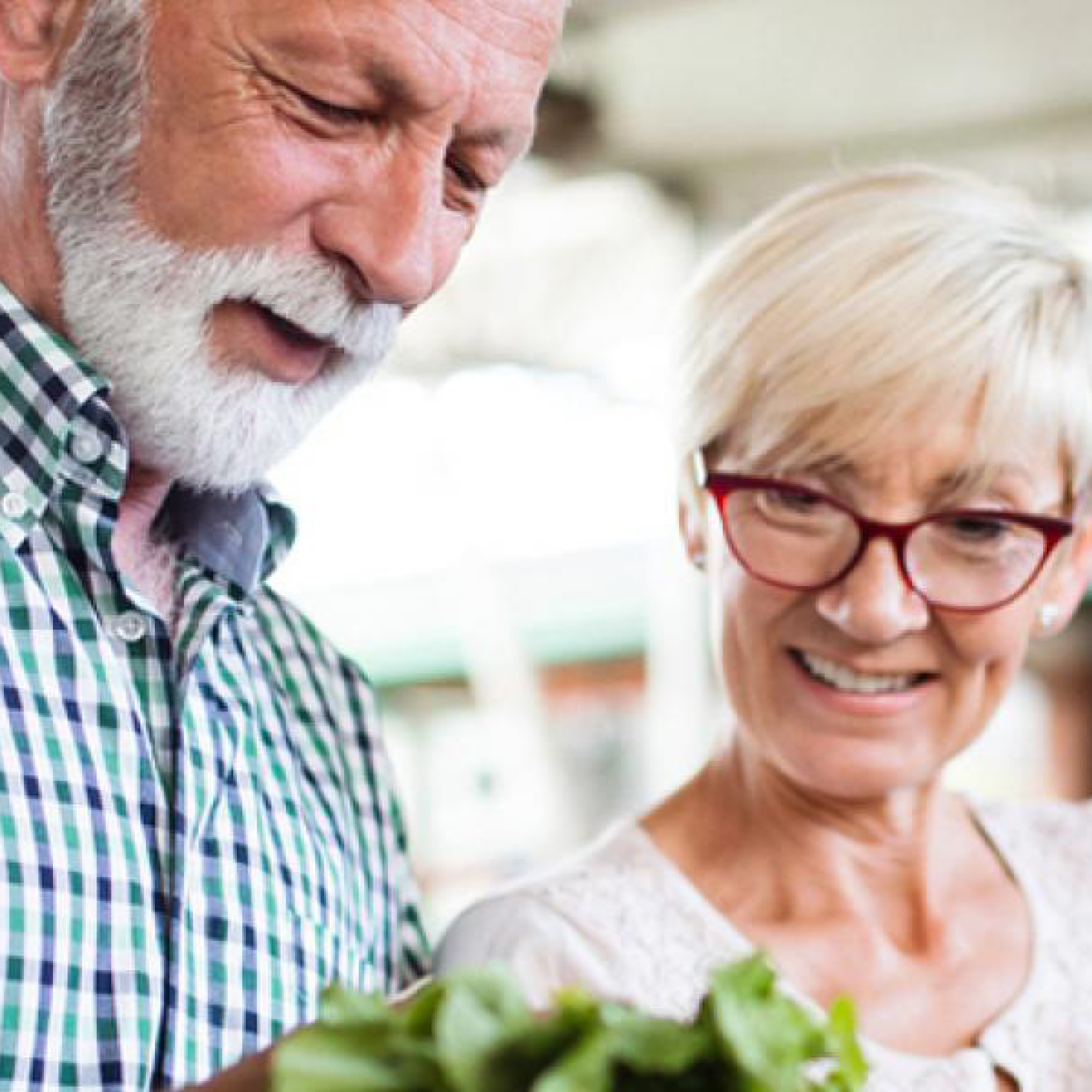 image of senior couple in grocery store