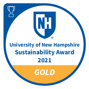 A graphic showing the unh sustainability award gold electronic badge